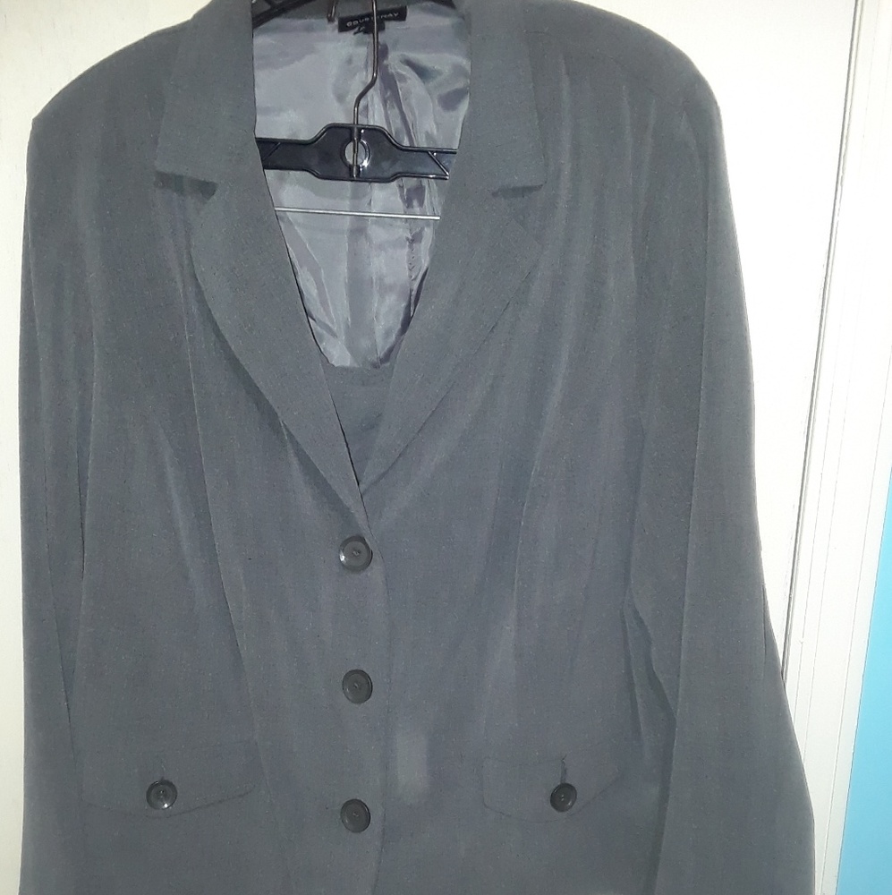 Courtenay Suit